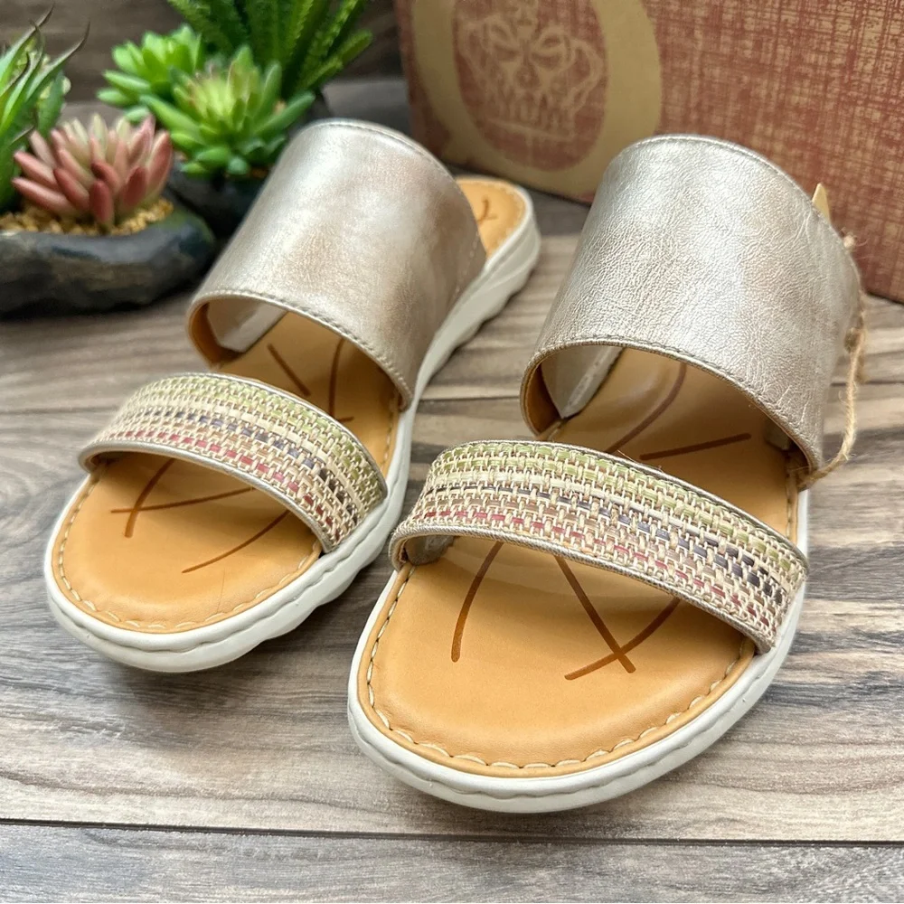 NIB Born Shore Slide Sandal Light Gold Leather Fabric Combo - Picture 3 of 12